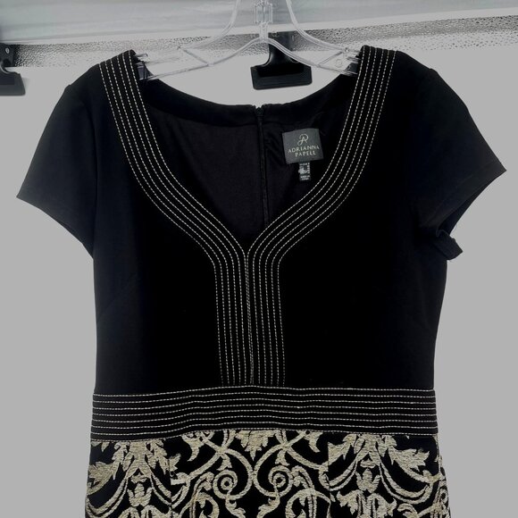 Adrianna Pappell Black/Gold Sheath Dress Embroidered Short Sleeve Size 6 - Picture 2 of 9